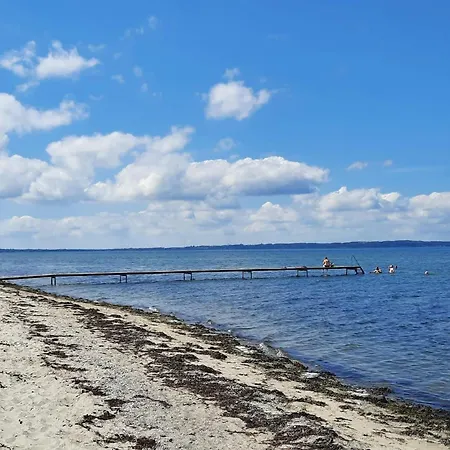 Сasa de vacaciones 18 Person In