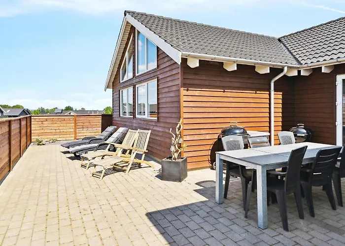 펜션 18 Person In *