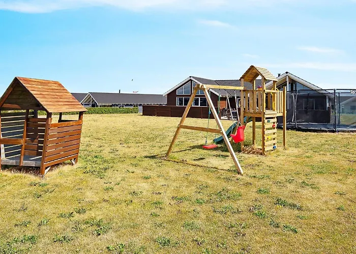 18 Person In Сasa de vacaciones Bogense